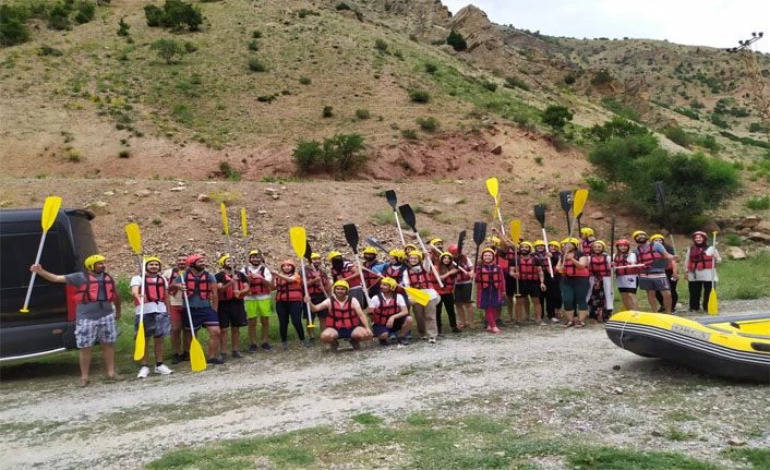 Van’da Rafting sezonu büyük ilgi görmeye başladı