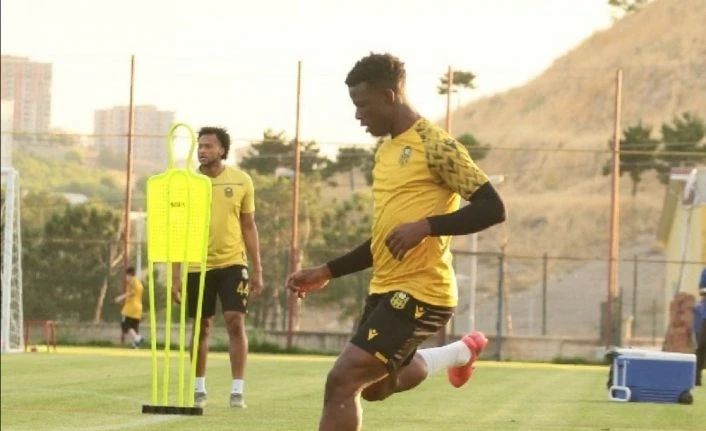Yeni Malatyaspor’un genç yeteneği Youssouf performansıyla dikkat çekiyor