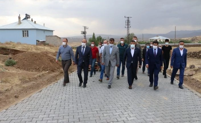 Erciş Belediyesi 2020 yılında 230 bin metrekare kilitli parke taşı döşedi