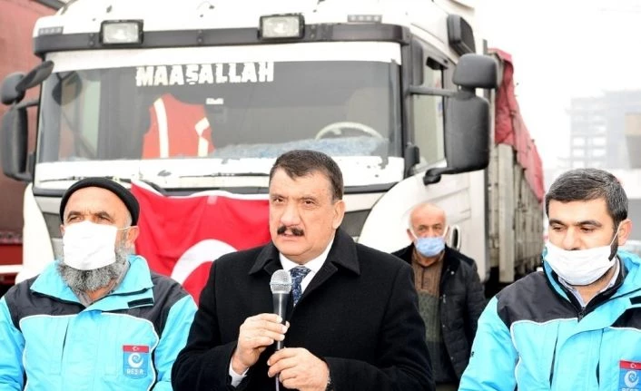 Gürkan, yardım tırlarının uğurlama törenine katıldı