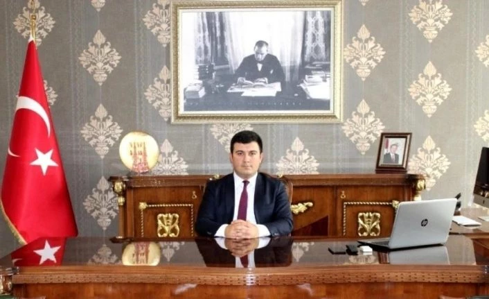 Horasan Kaymakamı Burak Dertlioğlu’ndan yeni yıl mesajı