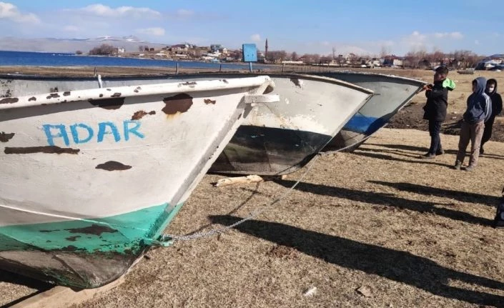 Nazik Gölü’nde yasak ava geçit yok