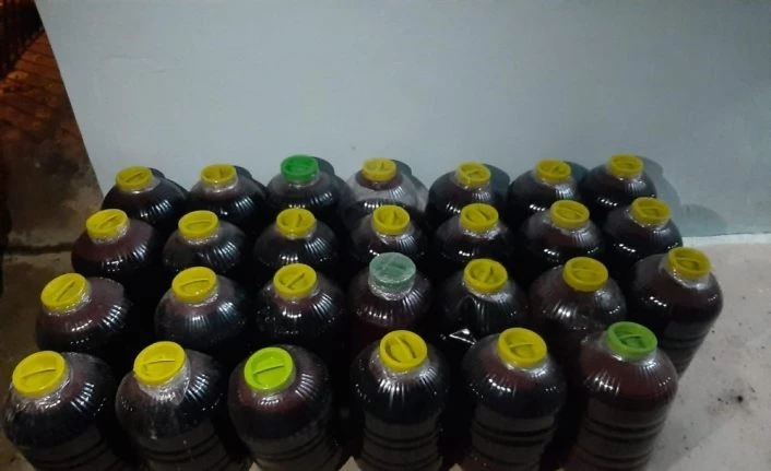 800 litre el yapımı şarap ele geçirildi