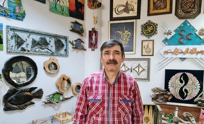 Ahşap yakma sanatçısı ilgisizlikten yakındı