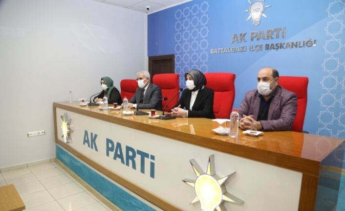 AK  Parti Battalgazi Kadın Kolları’nın yeni yönetimi belli oldu
