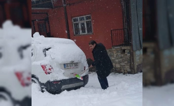Bahçesaray’da 70 yerleşim yeri ulaşıma kapandı