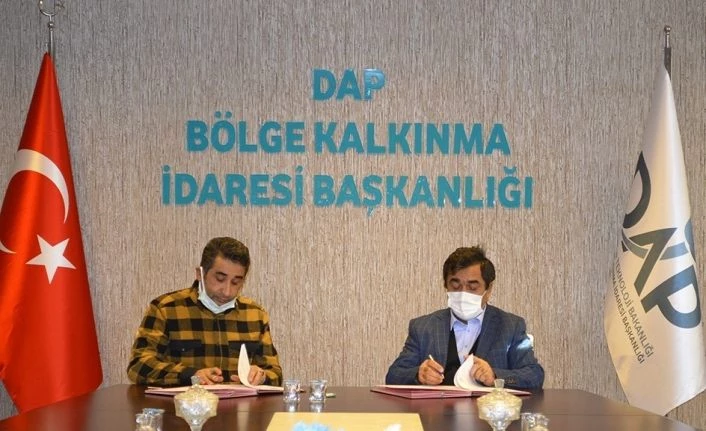 DAP’tan Tercan’a tarım makinası desteği