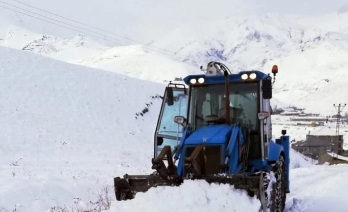 Esendere’de tüm yollar kardan temizlendi