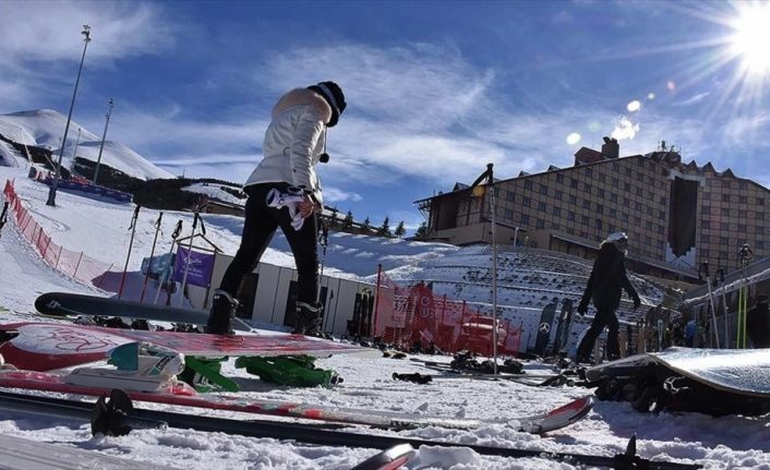 İçişleri Bakanlığından kayak merkezlerindeki otellerde uygulanacak Kovid-19 tedbirleriyle ilgili genelge