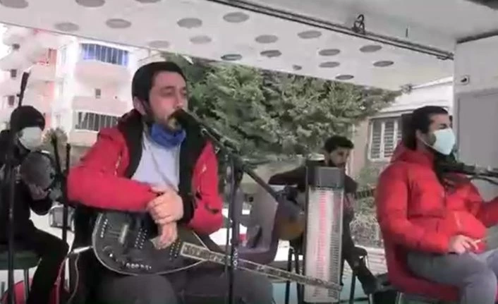 İpekyolu Belediyesi konserlerle moral aşılıyor