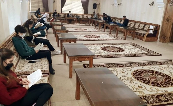İpekyolu Gençlik Merkezi: Hedefimiz 100 gün aralıksız kitap okumak