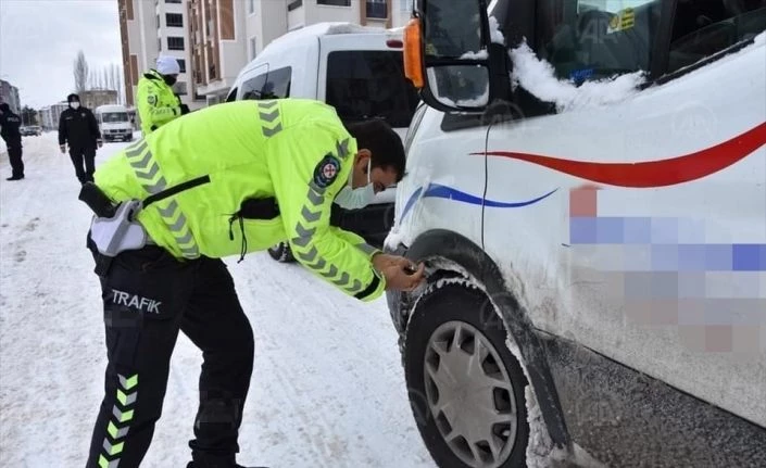 Kış lastiği denetimine ağırlık