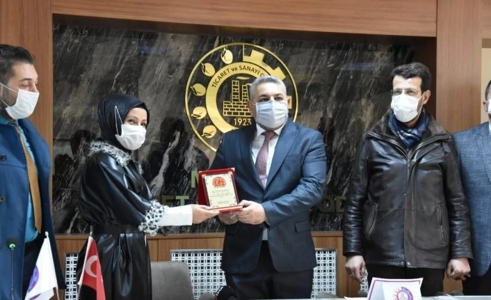 Malatya’da küçük esnaftan alış veriş yapana ödül