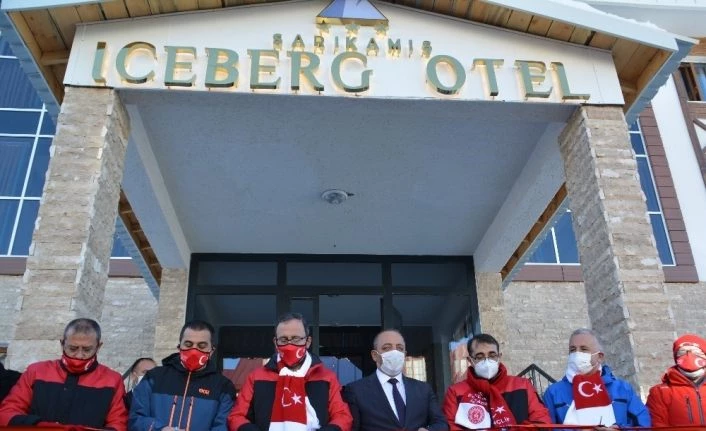 Sarıkamış’ta Bakanların katılımıyla 3 yıldızlı Iceberk Hotel hizmete girdi