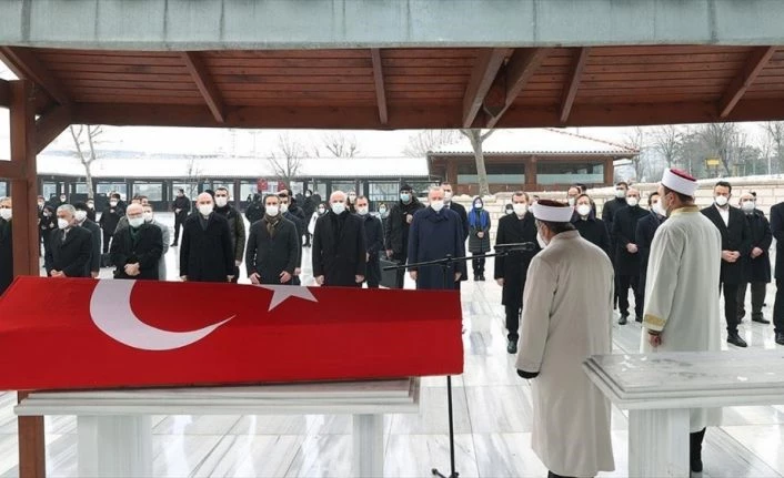 Sosyolog Prof. Dr. Nur Vergin son yolculuğuna uğurlandı