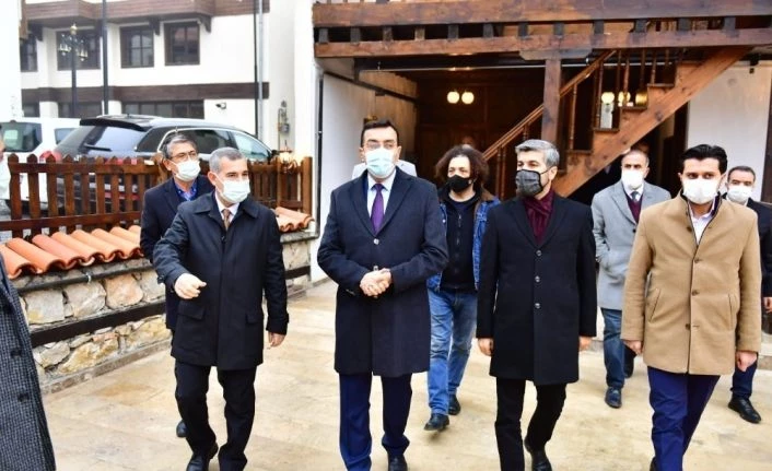 Tüfenkci, Tarihi Yeşilyurt Konaklarını inceledi