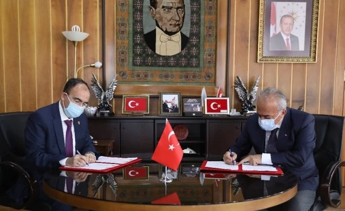 Üniversiteler arası iş birlikleri güçleniyor