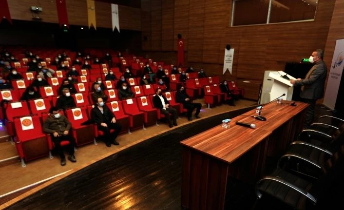 Van Büyükşehir Belediyesi personeline biyosidal eğitimi verdi