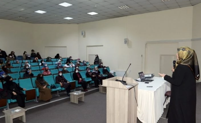 Van’da ‘Gönülden Gönüle Dost Sohbetleri’ yeniden başladı
