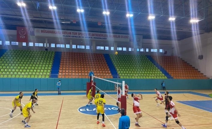 Voleybol 2. Lig: Elazığ Aksaray Gençlik: 0 - Gaziantep Gençlik: 3
