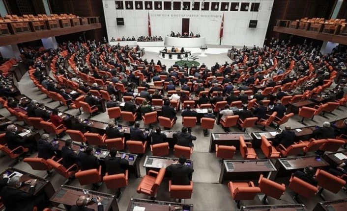 Yeni yılın ilk dokunulmazlık fezlekeleri Meclis