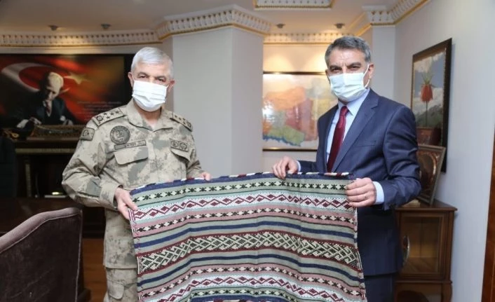 Bakan Yardımcısı Ersoy ve Jandarma Komutanı Çetin’den Tunceli’ye ziyaret