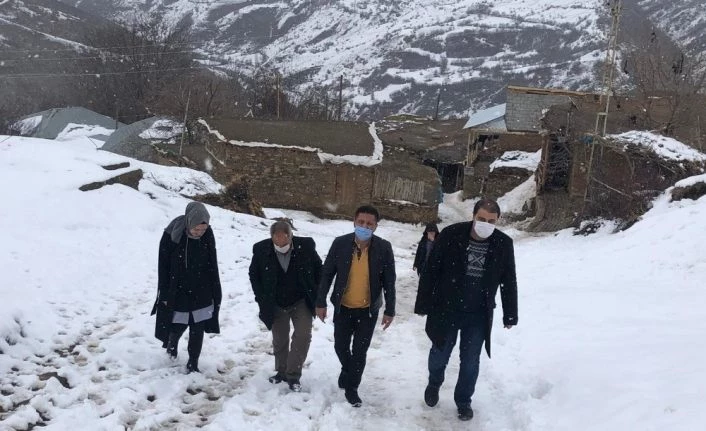 AK Parti Bahçesaray İlçe Başkanı Sabırlı’dan hane ziyareti