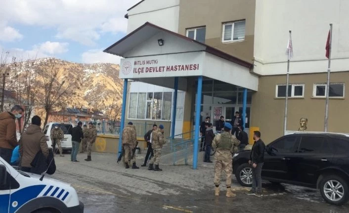 Belediye başkanına saldırı: 3 yaralı