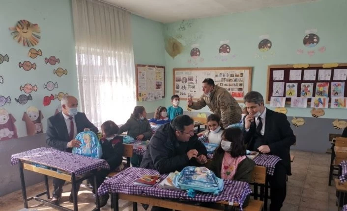 Çaldıran’da 7 bin 224 öğrenci ders başı yaptı