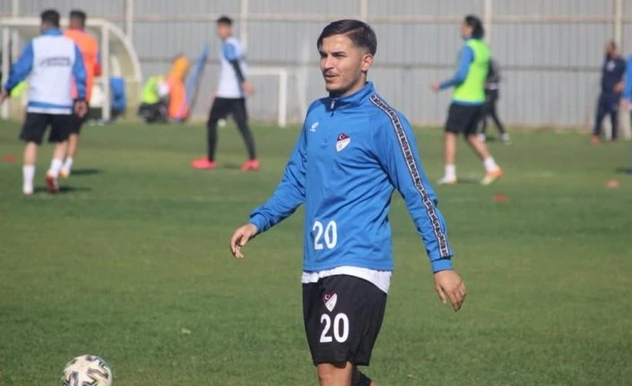 Elazığspor, Cengizhan Akgün’le sözleşmesini 1 yıl uzattı