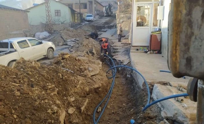 Hakkari’de 12 ailenin su sorunu çözüldü