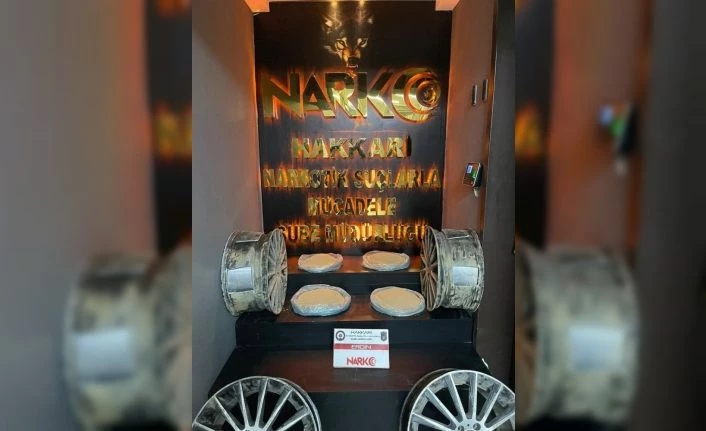 Hakkari’de 12 kilo 800 gram eroin maddesi ele geçirildi