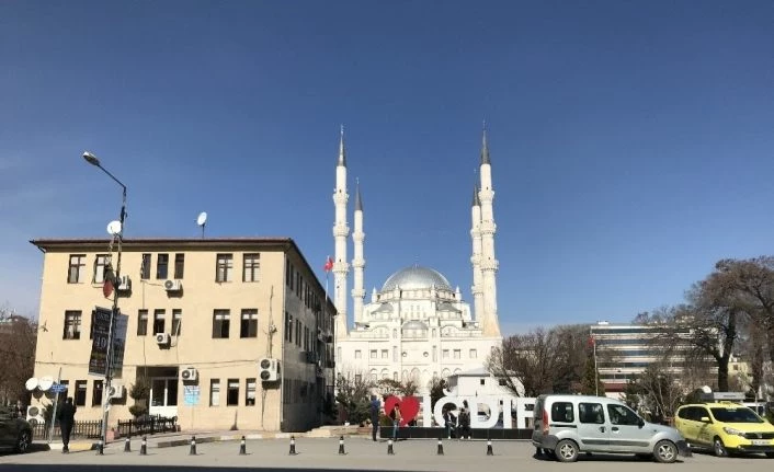 Iğdır’da yalancı bahar havası