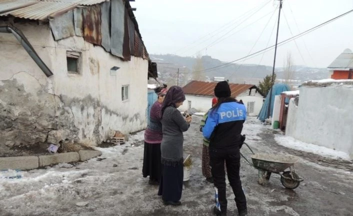 Kars’ta polis vatandaşları uyardı