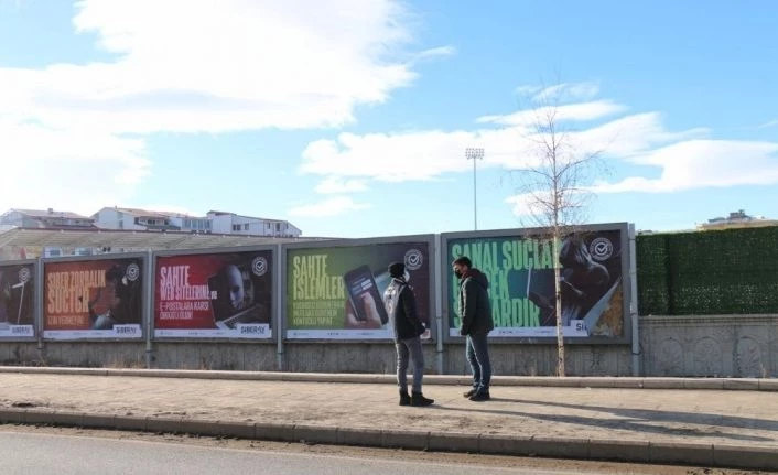 Kars’ta vatandaşlar siber suçlara karşı uyarılıyor