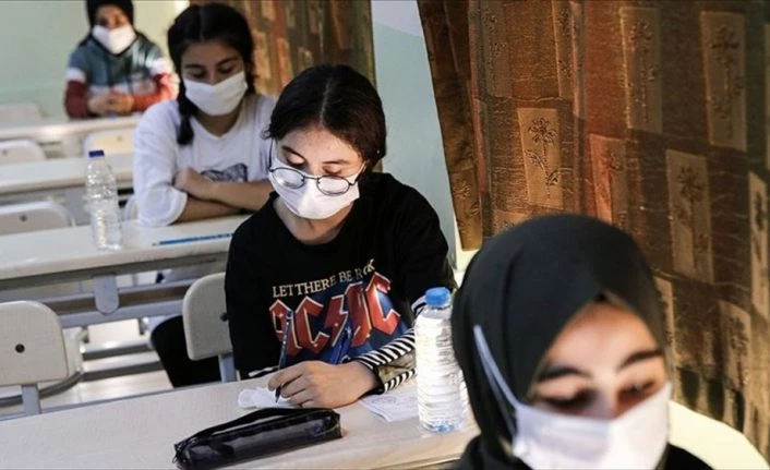 Liselerde yüz yüze sınavlar 8 Mart