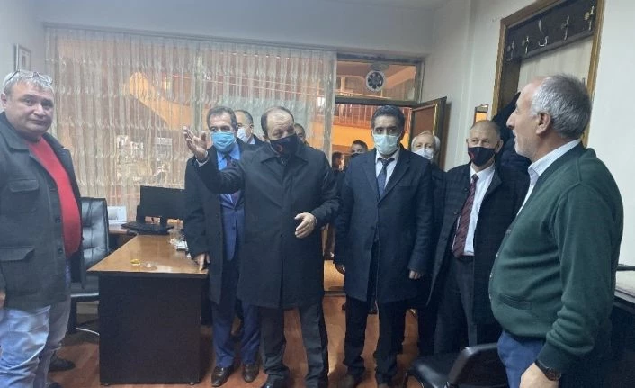 MHP esnaf ziyaretlerini sürdürüyor
