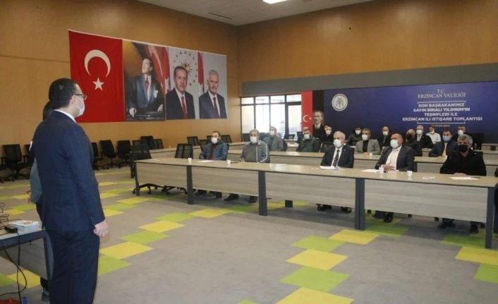 Muhtarlara “Afet Farkındalık Eğitimi” verildi