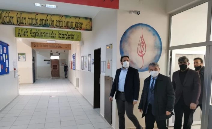 Okulum Temiz, Gönlüm Rahat