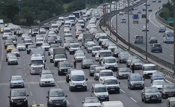 Trafiğe ocakta 117 bin 313 aracın kaydı yapıldı