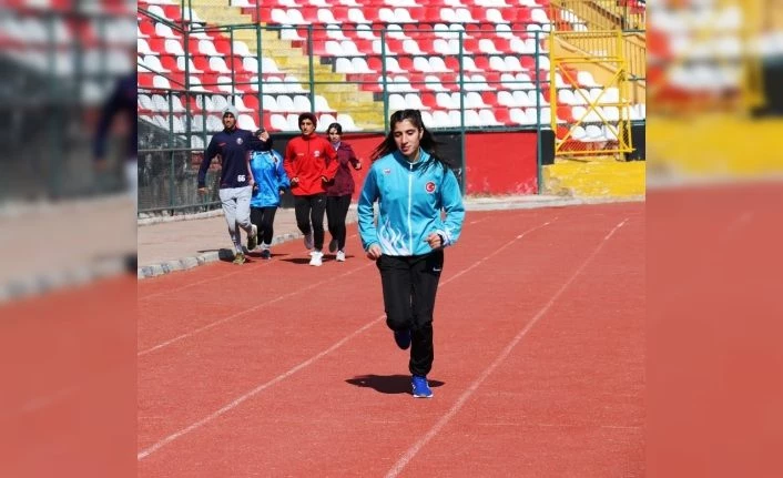 Türkiye şampiyonu Nevin İnce, 2024 Yaz Olimpiyatları’na bilendi