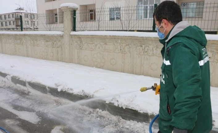 Vatandaş ihbar ediyor, Aziziye gerekeni yapıyor