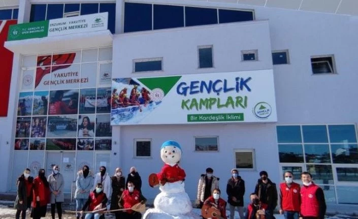 Yakutiye Gençlik’ten Barış Manço jesti