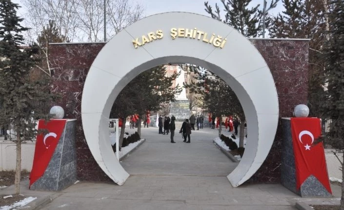 Ay-Yıldızlı bayrak Kars’tan yola çıktı