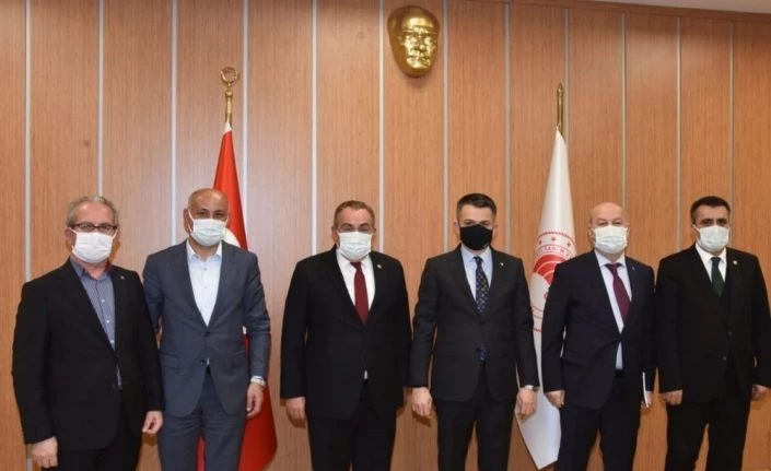 Başkan Kılıç, çiftçilerin sorunlarını Bakan Pakdemirli’ye iletti