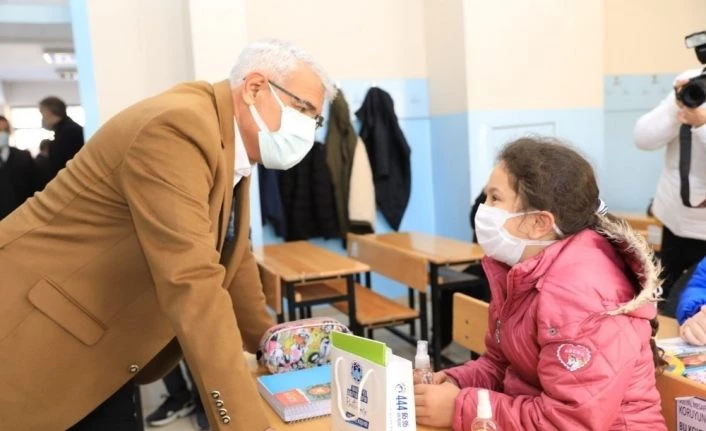 Battalgazi’de öğrencilere özel oyun alanları