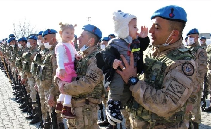 Bir tarafta gurur, bir tarafta hüzün, JÖH timleri Suriye’ye uğurlandı