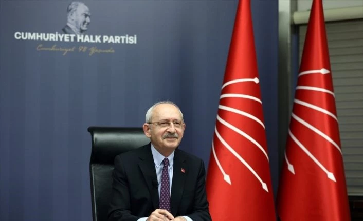 CHP Genel Başkanı Kılıçdaroğlu down sendromlular ve aileleriyle görüştü