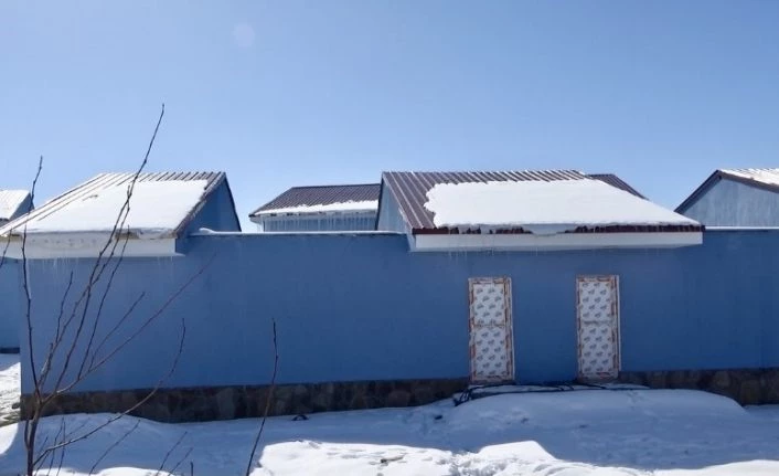 ‘Diyadin Kaplıcaları’ şifa arayanların uğrak mekanı oldu