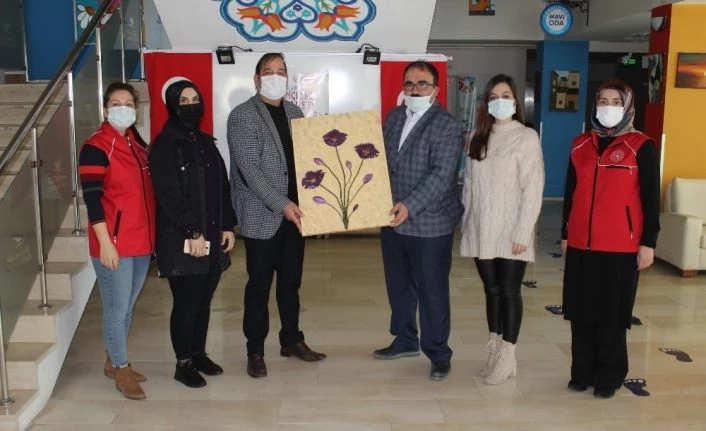Erzincan’da Yeşilay Haftası’nda gençlere bağımlılık anlatıldı